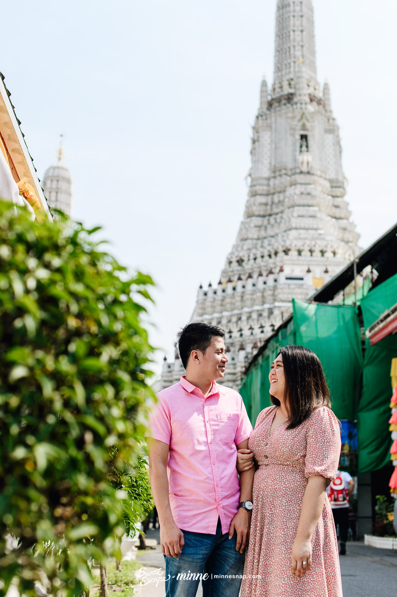 Honeymoon in Bangkok Thailand at Wat Arun and Floral Cafe at Napasorn