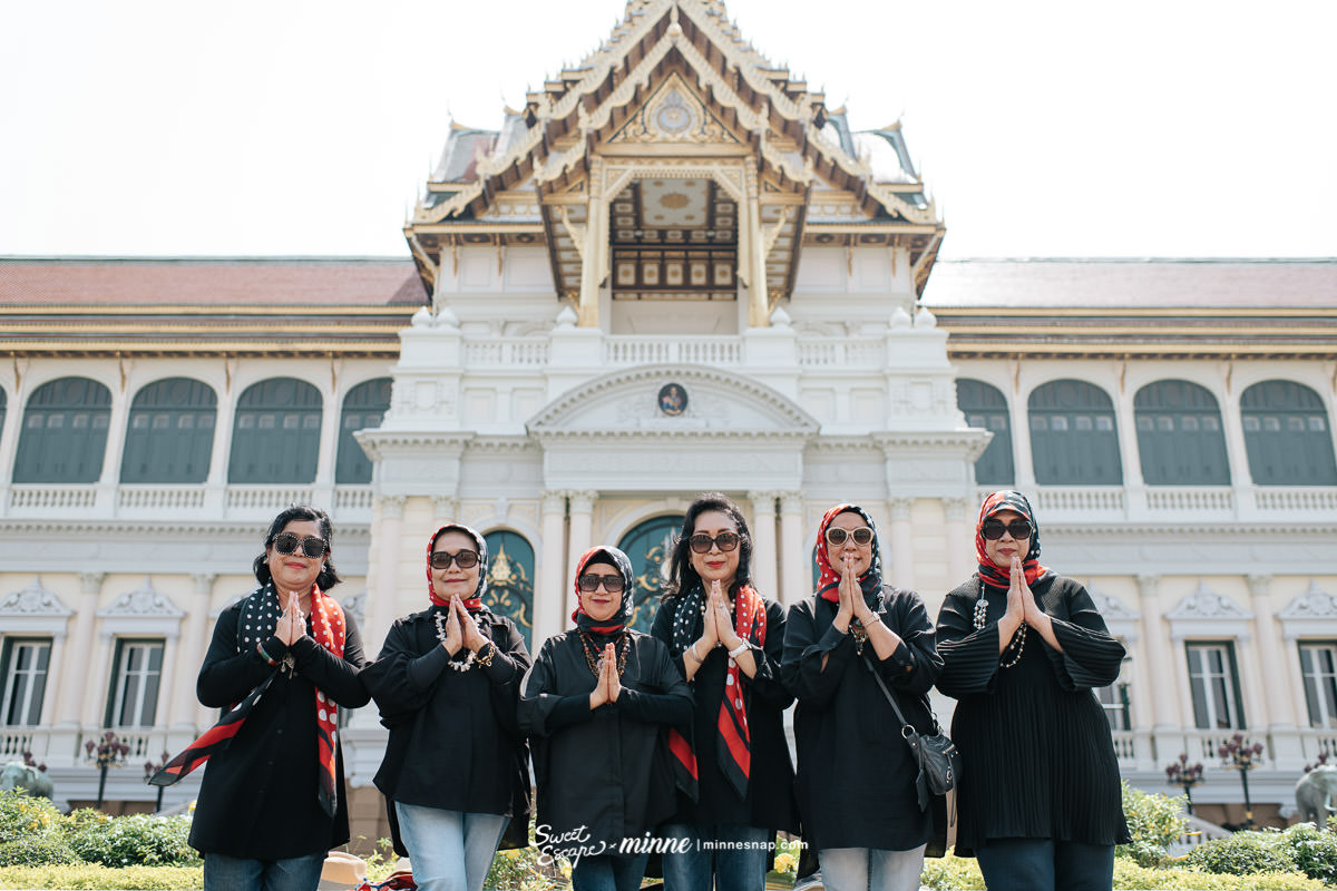 Jim Thompson House and Wat Phra Kaew Friends Trip in Bangkok
