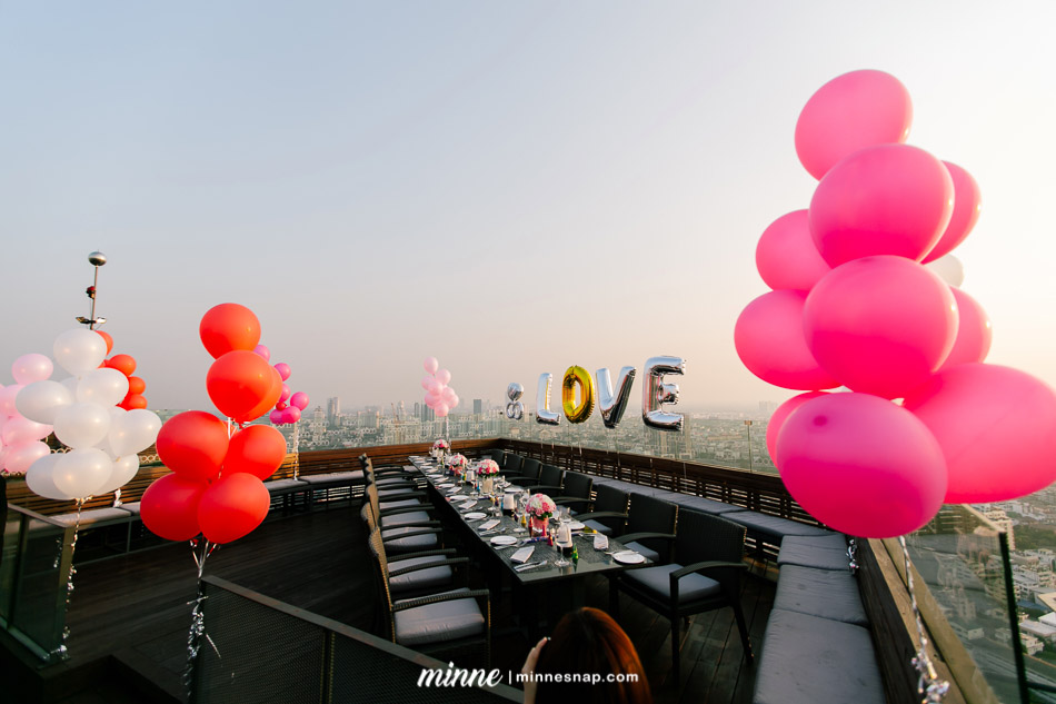 Marriage Proposal Bangkok at Zoom Sky Bar & Restaurant