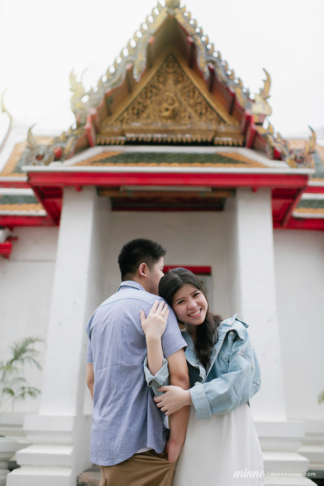Wat Arun Photos Couple Photoshoot Nori and Erik