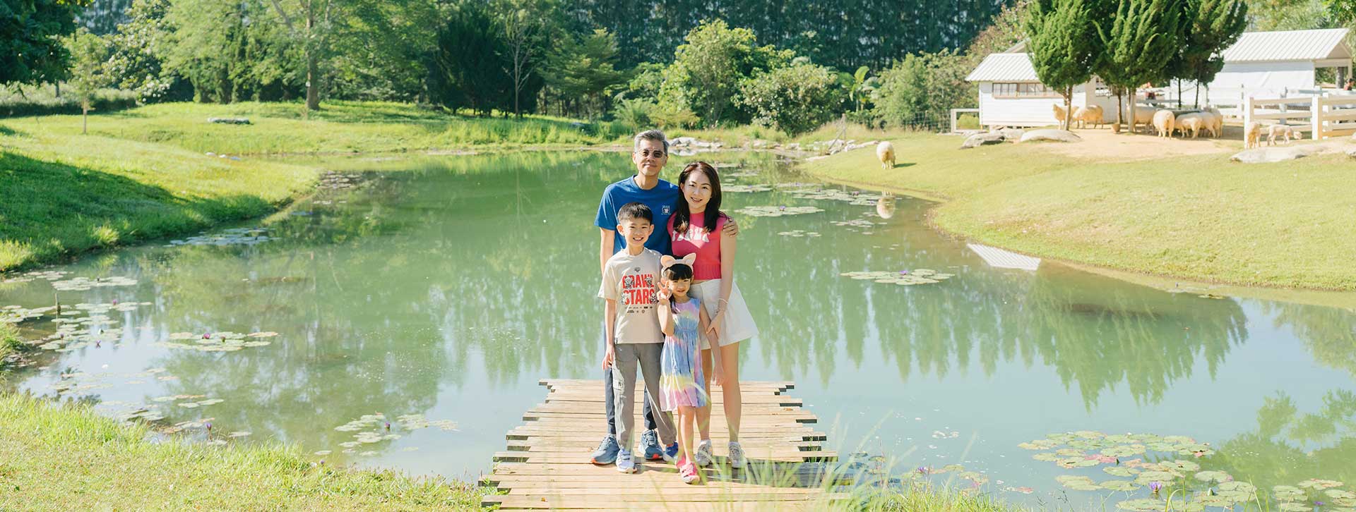 hotel labaris khao yai bucolic khaoyai family photoshoot long cover