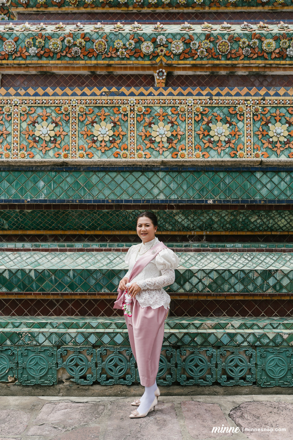 wat pho family photoshoot mamaew toshi ren 35