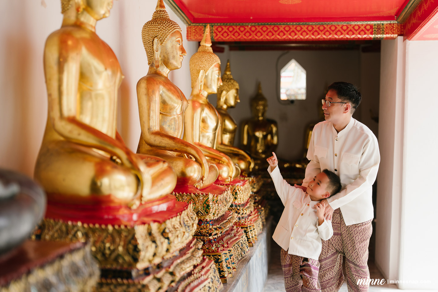 wat pho family photoshoot mamaew toshi ren 63