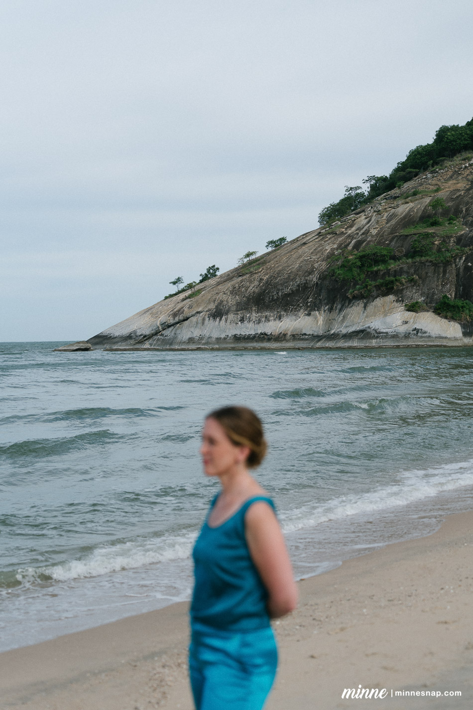 evelien solo portrait photoshoot pranburi sai noi beach 90