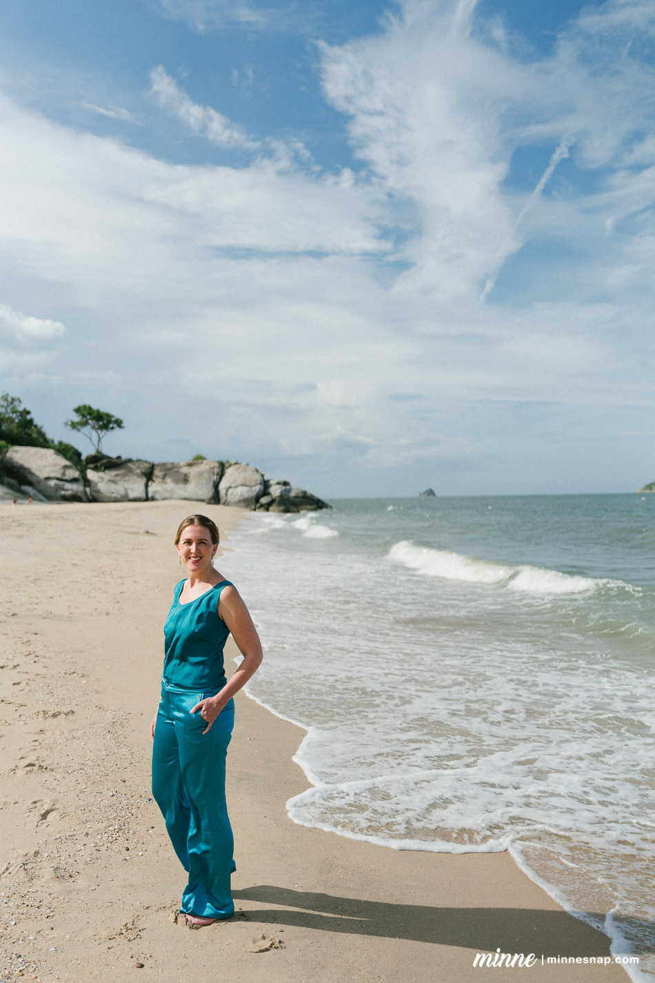 evelien solo portrait photoshoot pranburi sai noi beach 99