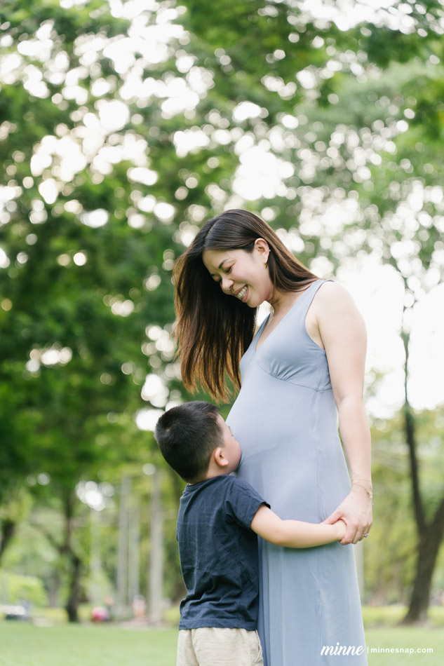 bangkok maternity pregnancy photoshoot lumpini park 2026 17