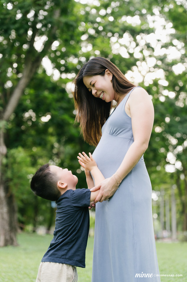 bangkok maternity pregnancy photoshoot lumpini park 2026 18