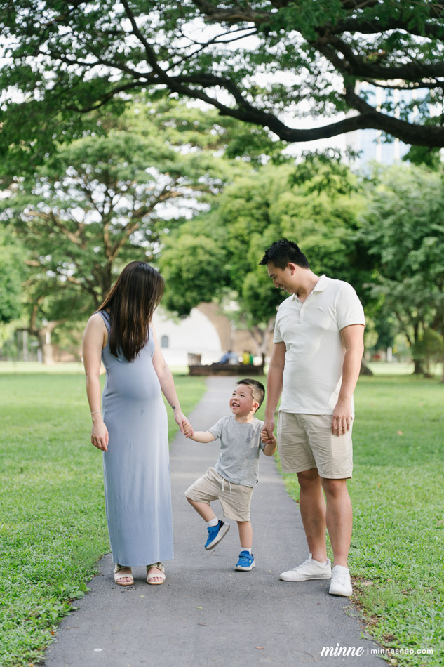 bangkok maternity pregnancy photoshoot lumpini park 2026 2