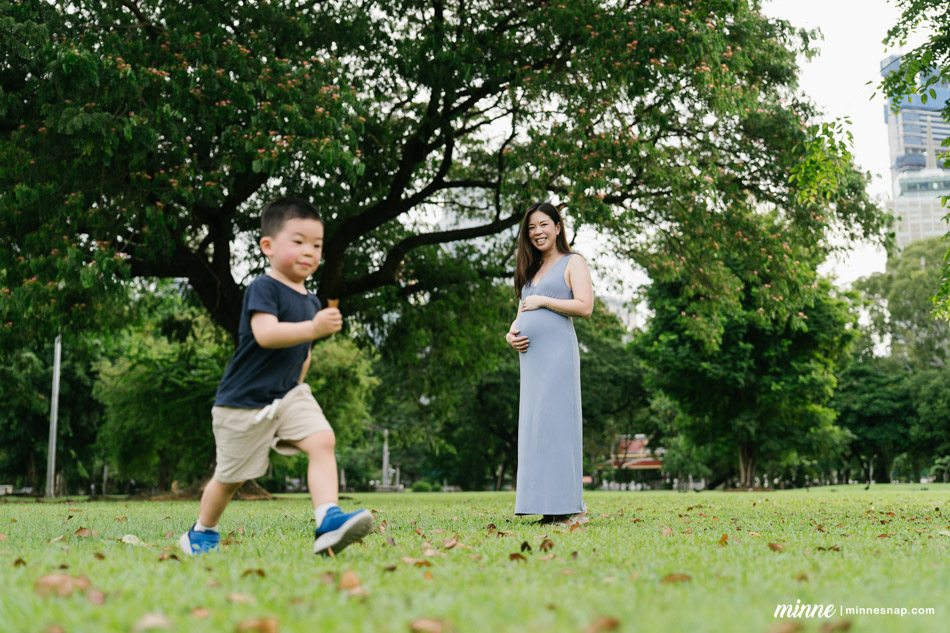 bangkok maternity pregnancy photoshoot lumpini park 2026 47