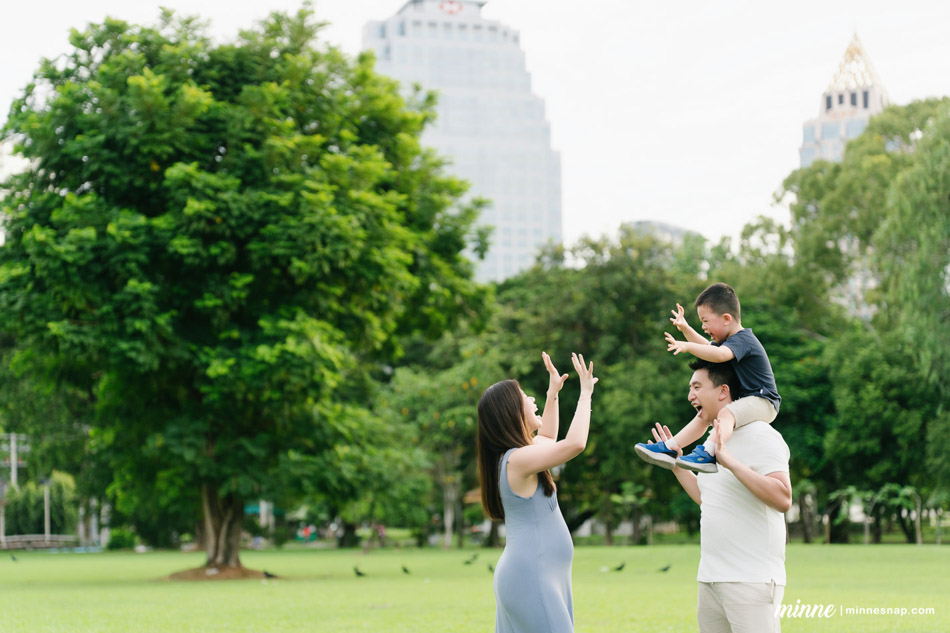 bangkok maternity pregnancy photoshoot lumpini park 2026 63