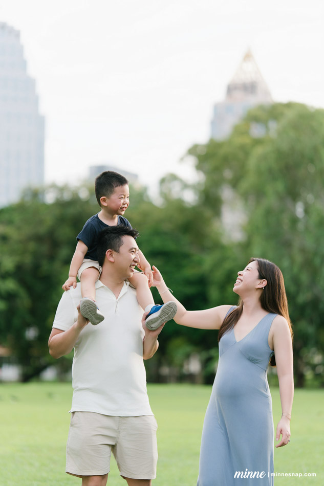 bangkok maternity pregnancy photoshoot lumpini park 2026 68